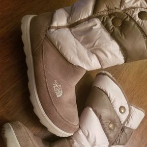 North face women boots